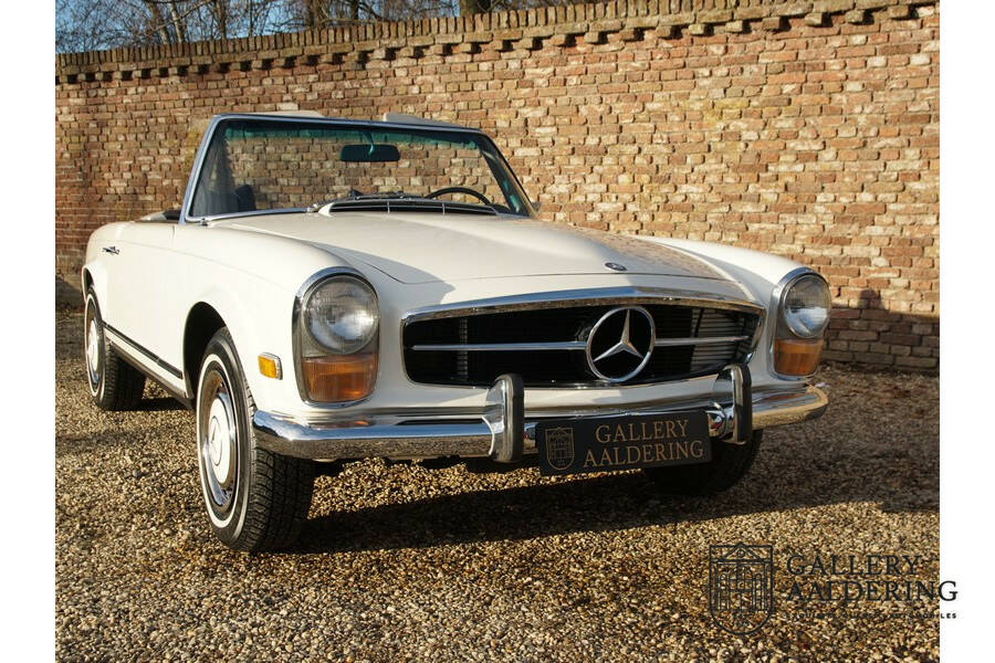 Image 23/50 of Mercedes-Benz 280 SL (1970)