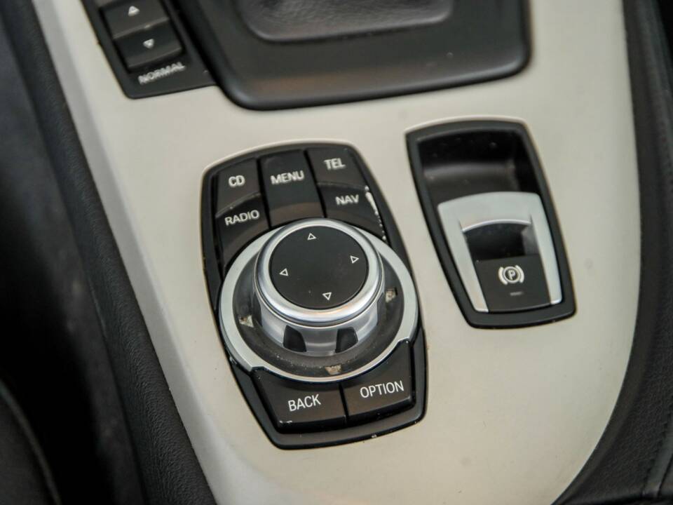 Image 43/50 of BMW Z4 sDrive23i (2011)