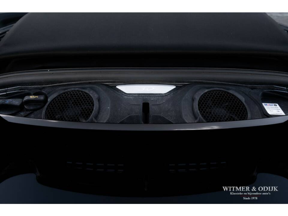 Image 43/44 of Porsche 911 Carrera (2020)