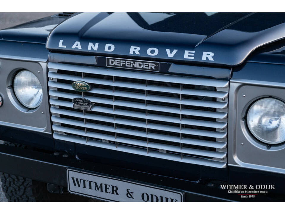 Image 21/25 de Land Rover Defender 90 (1996)