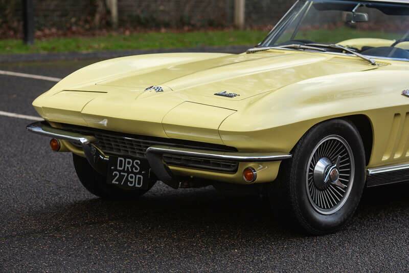 Bild 12/50 von Chevrolet Corvette Sting Ray Convertible (1966)