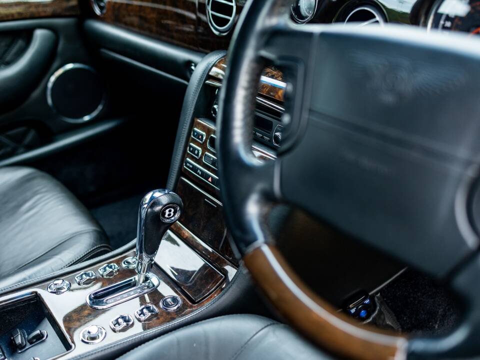 Afbeelding 24/50 van Bentley Arnage T (2005)