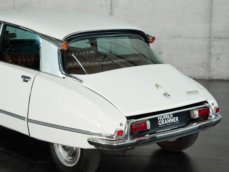 Bild 15/50 von Citroën DS 23 Pallas IE (1974)