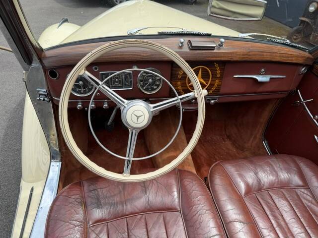 Immagine 13/22 di Mercedes-Benz 220 Cabriolet A (1954)