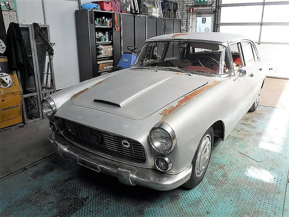 Image 46/50 of Lancia Flaminia Berlina (1962)