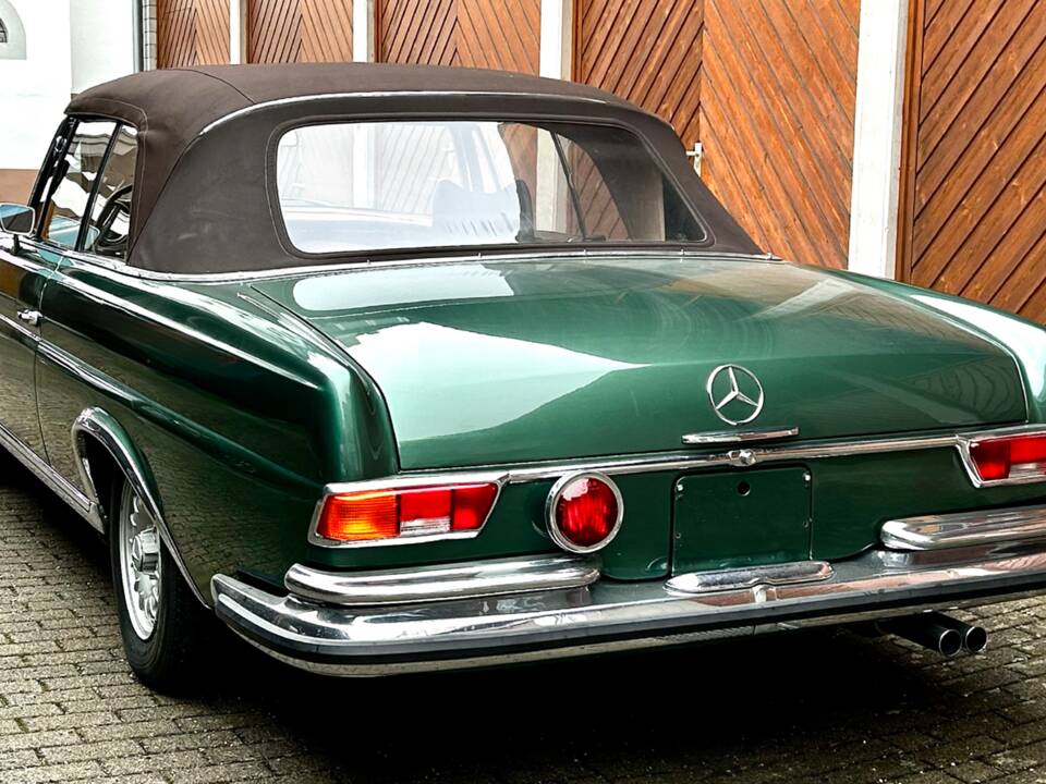 Image 6/15 of Mercedes-Benz 280 SE (1970)