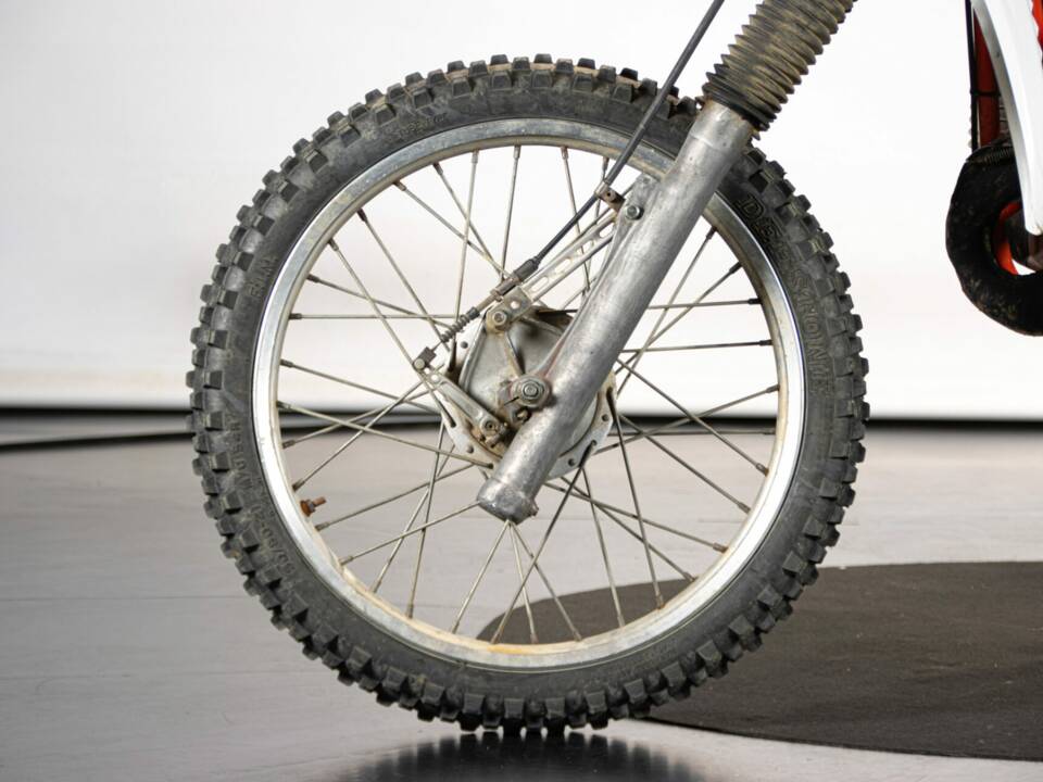 Image 39/41 of KTM GS 250 (1981)
