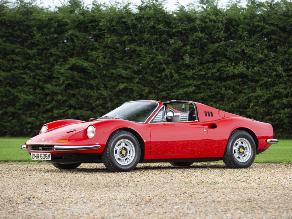 Afbeelding 2/31 van Ferrari Dino 246 GTS (1973)