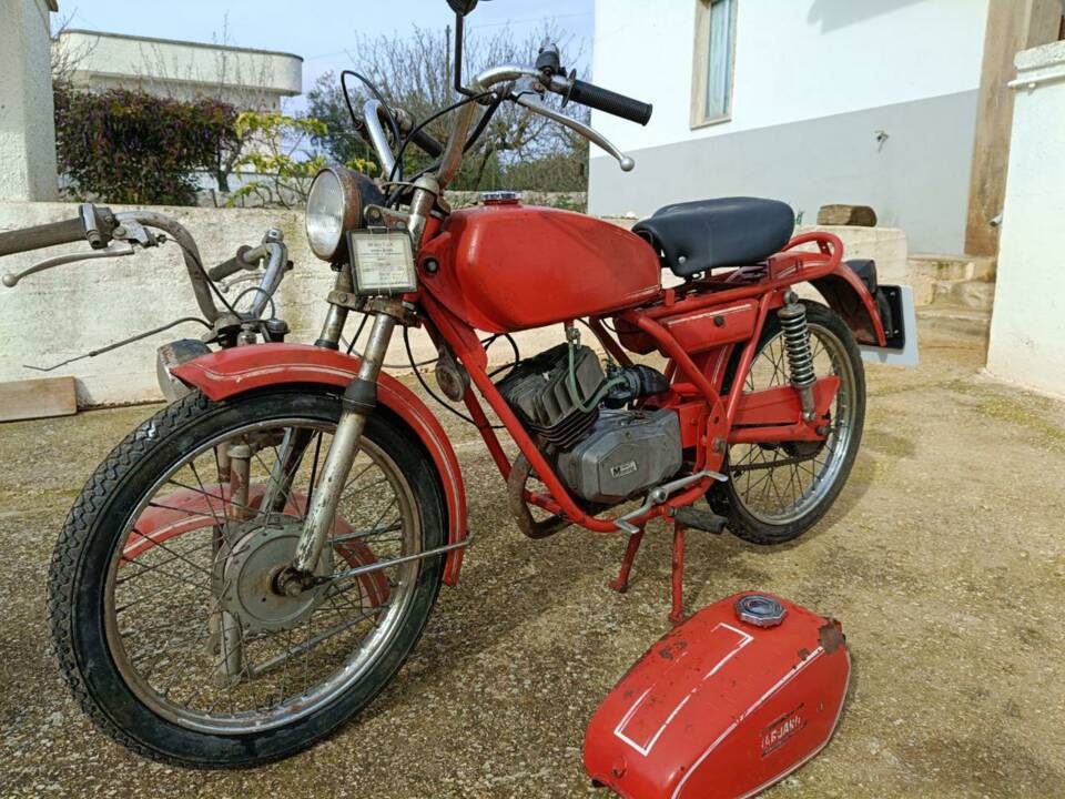 Afbeelding 31/35 van BM DUMMY (1979)