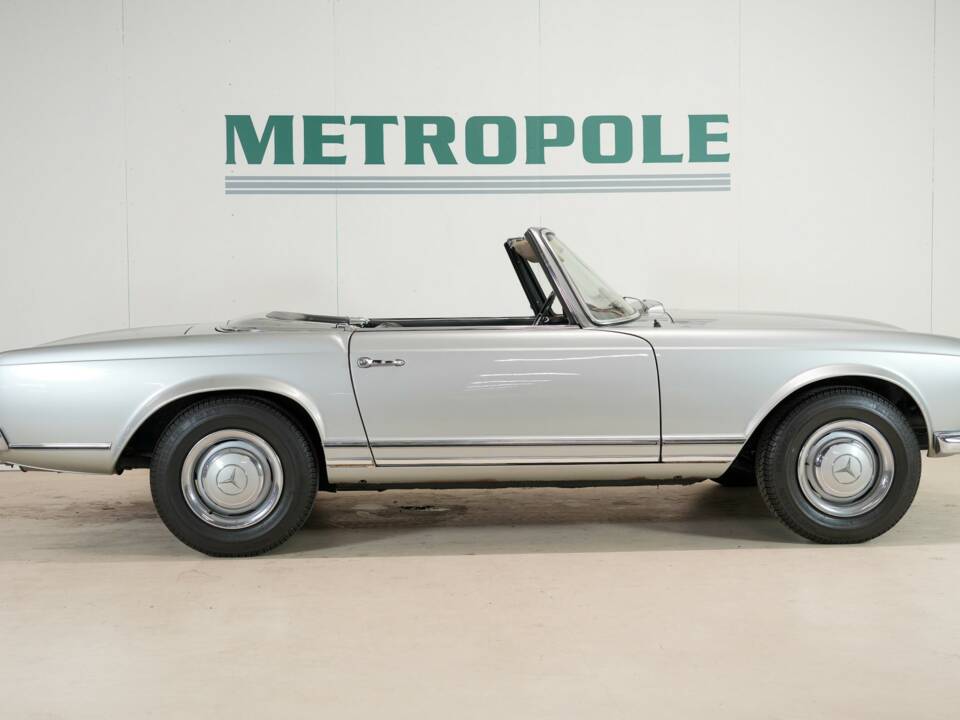 Bild 11/36 von Mercedes-Benz 230 SL (1966)