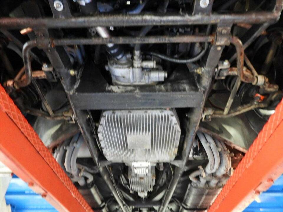 Image 14/15 of Ferrari Mondial Quattrovalvole (1983)