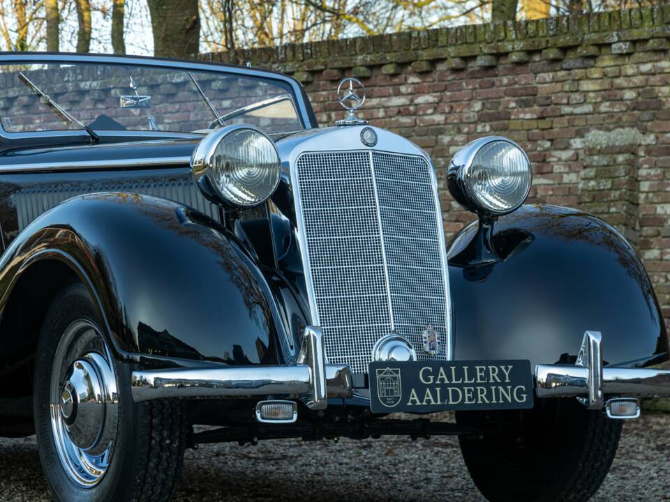 Bild 32/50 von Mercedes-Benz 230 Cabriolet A (1939)