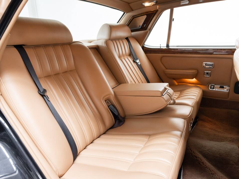Image 20/32 de Rolls-Royce New Silver Spur (1996)