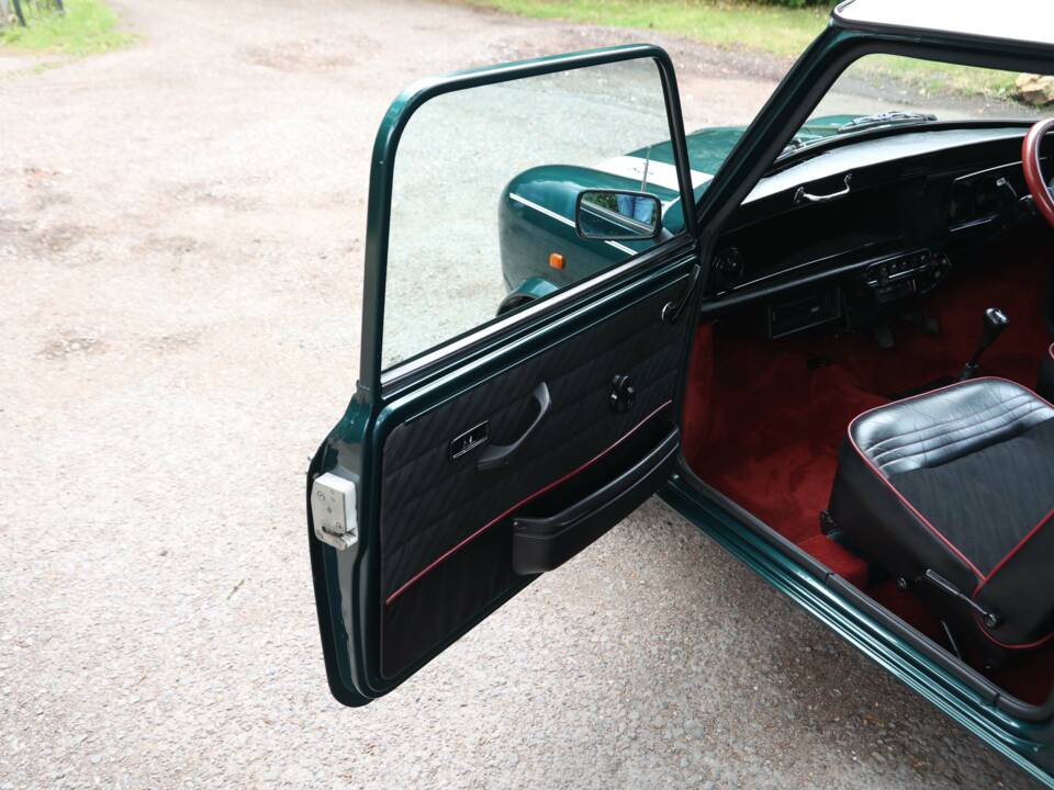 Bild 22/25 von Rover Mini Cooper 1,3 (1990)