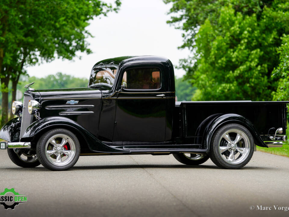 Image 26/54 of Chevrolet Standard (1936)