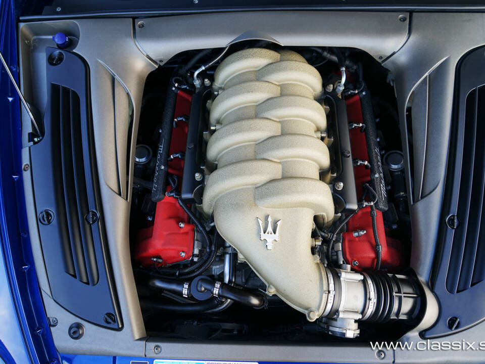 Bild 5/29 von Maserati Spyder 4200 Cambiocorsa (2003)