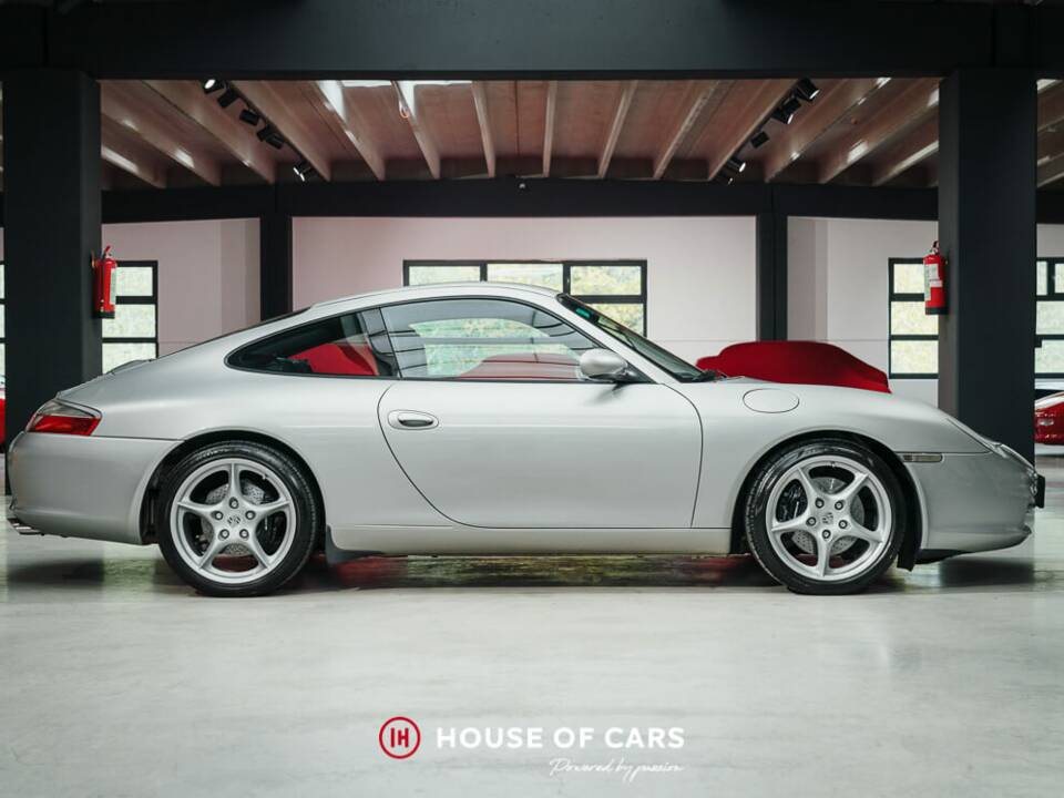 Imagen 5/23 de Porsche 911 Carrera (2002)