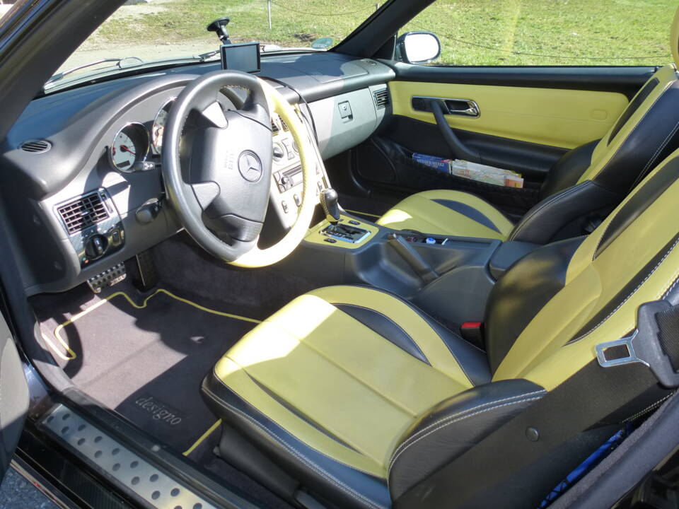 Image 32/53 of Mercedes-Benz SLK 230 Kompressor (1999)