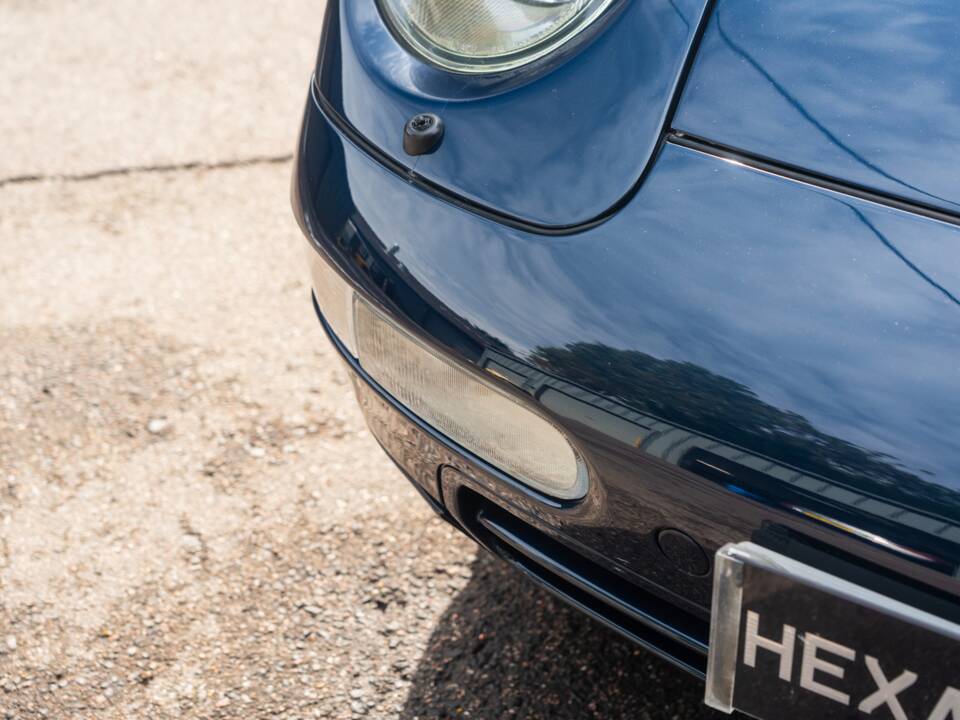 Image 65/68 of Porsche 911 Carrera (1997)