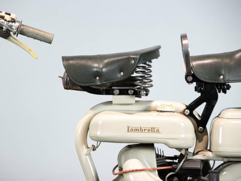 Image 15/50 of Innocenti DUMMY (1956)
