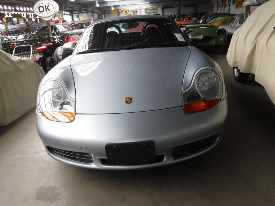 Image 15/48 de Porsche Boxster S (2001)