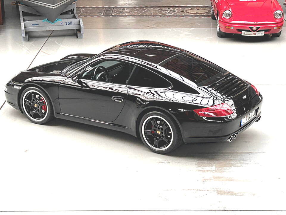 Imagen 18/29 de Porsche 911 Carrera (2006)