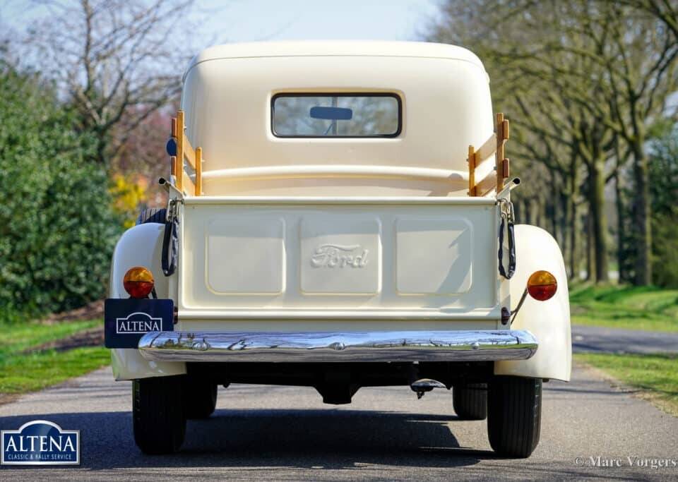 Bild 29/31 von Ford Pickup (1946)