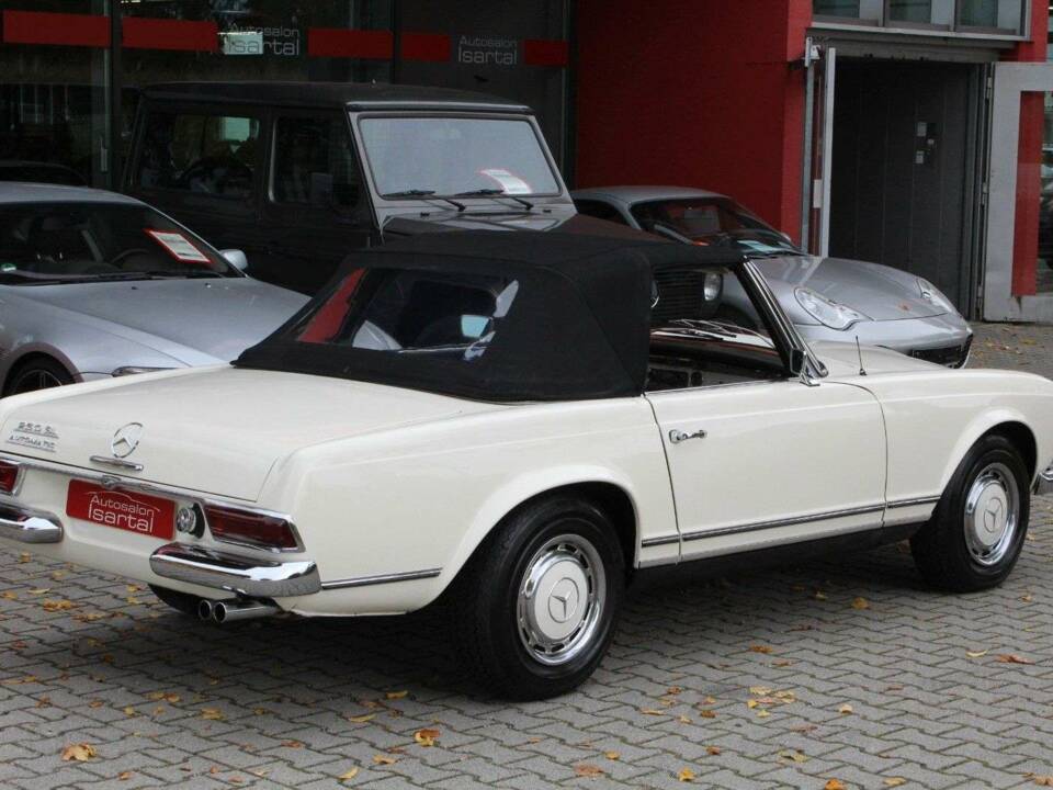 Bild 6/15 von Mercedes-Benz 280 SE (1967)