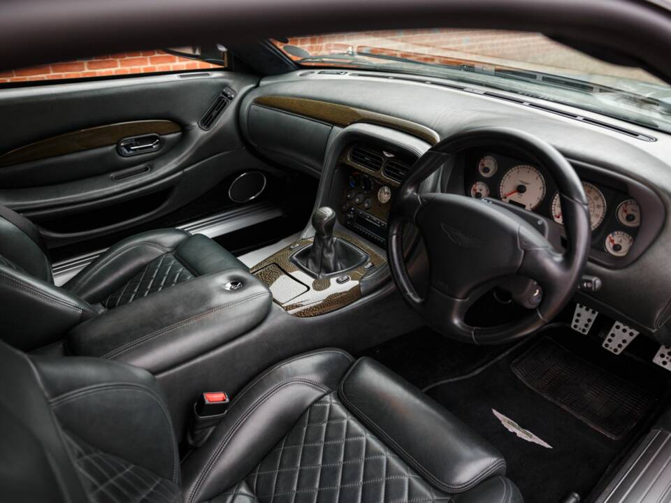 Image 7/50 of Aston Martin DB 7 Zagato (2004)