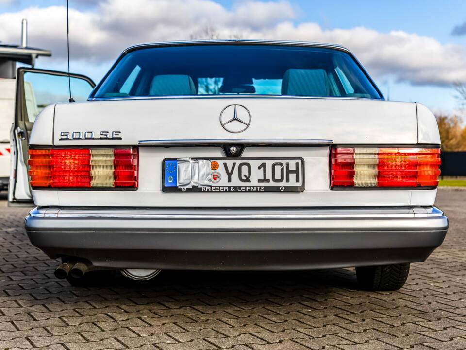 Image 15/175 of Mercedes-Benz 420 SE (1986)