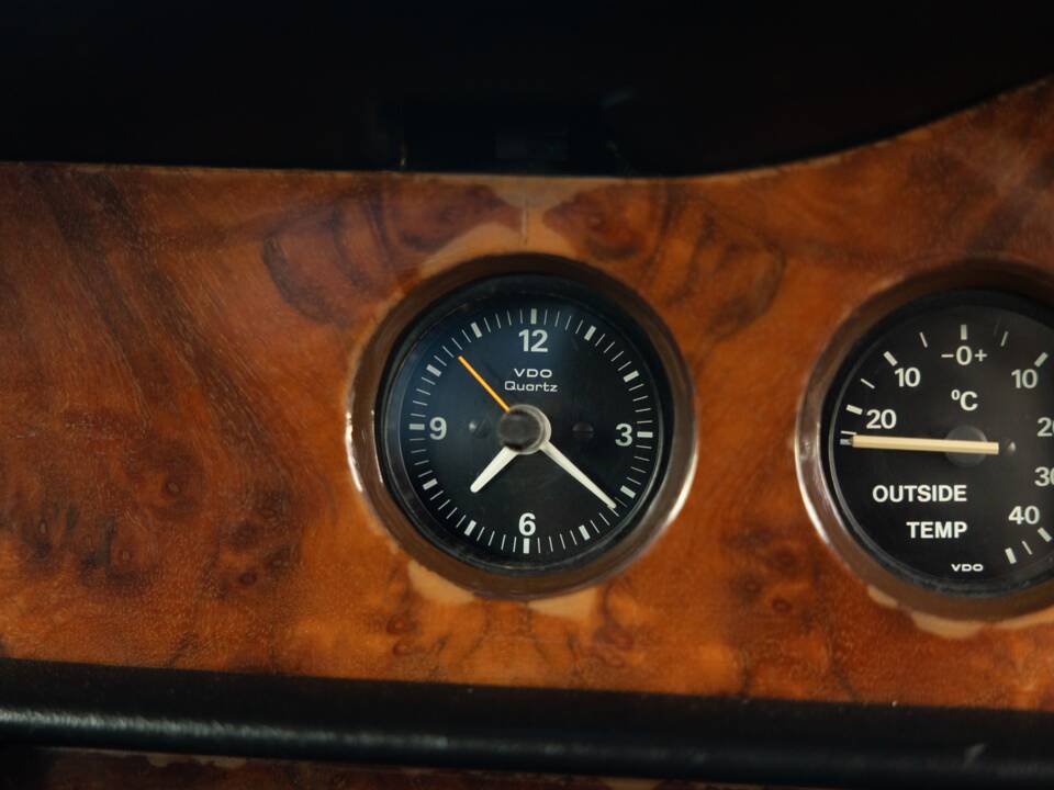 Immagine 38/50 di Bentley T 2 (1980)