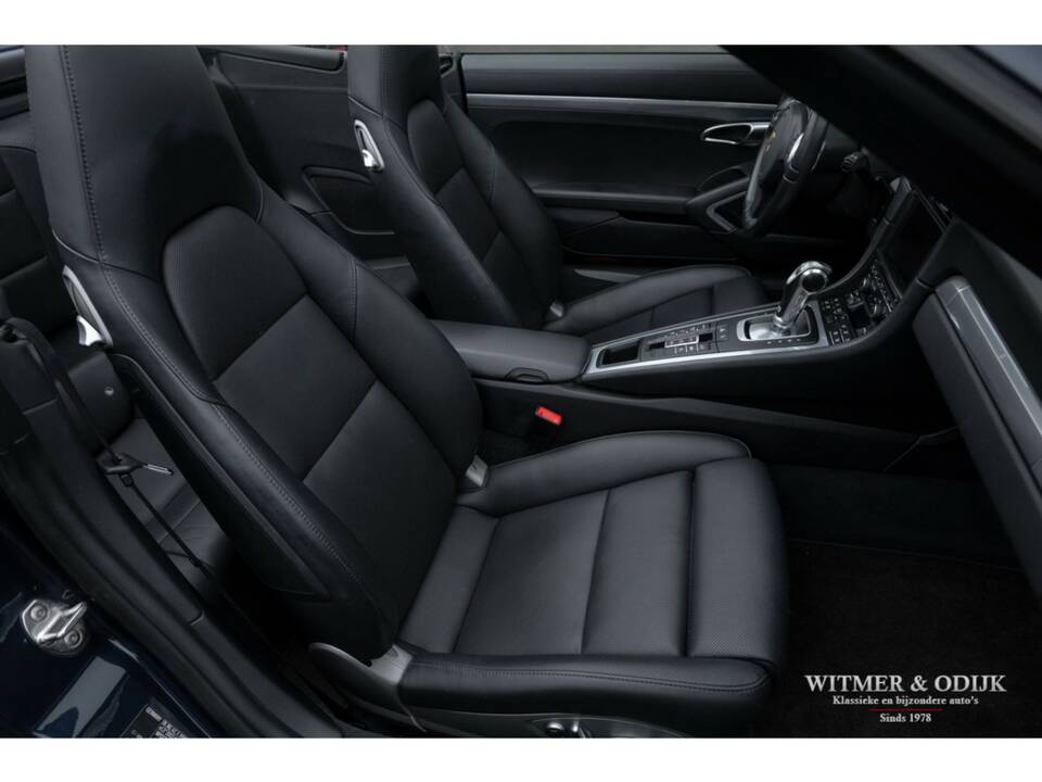 Image 6/29 of Porsche 911 Carrera S (2012)