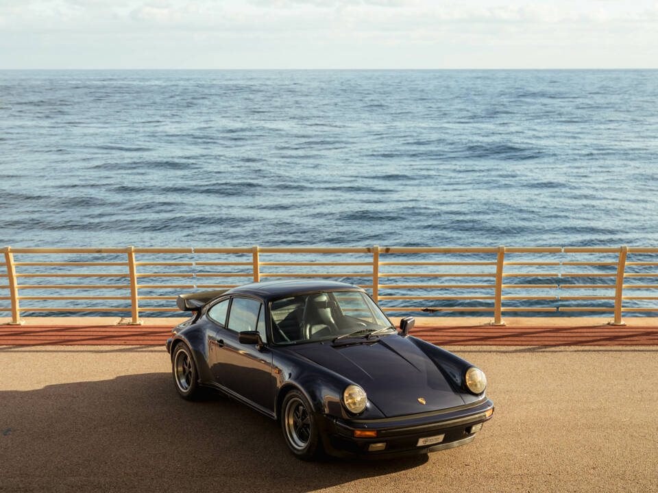 Immagine 11/65 di Porsche 911 Turbo 3.3 (1986)