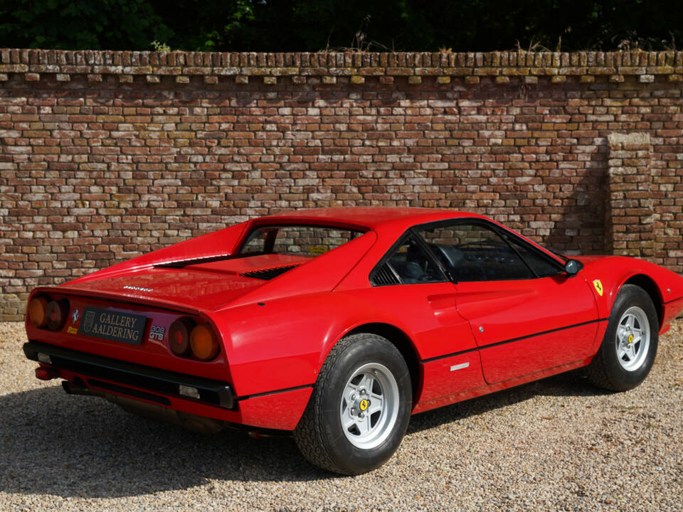 Image 29/50 de Ferrari 308 GTB (1977)
