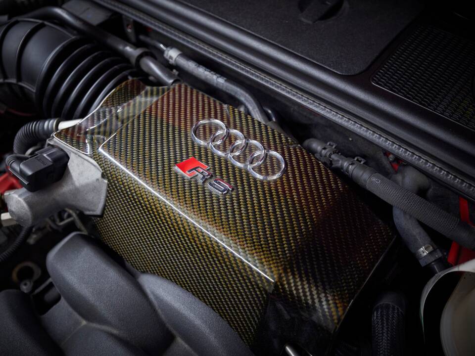 Image 73/95 of Audi RS4 Avant (2006)