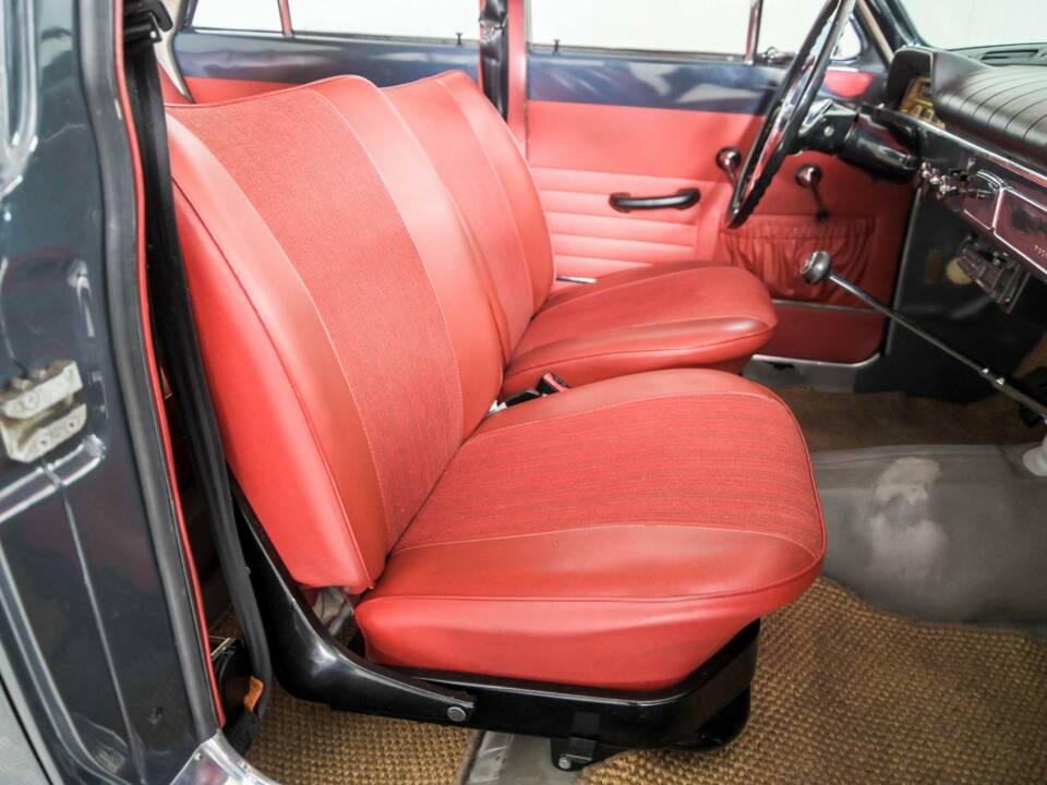 Bild 15/50 von Volvo P 121 (1964)