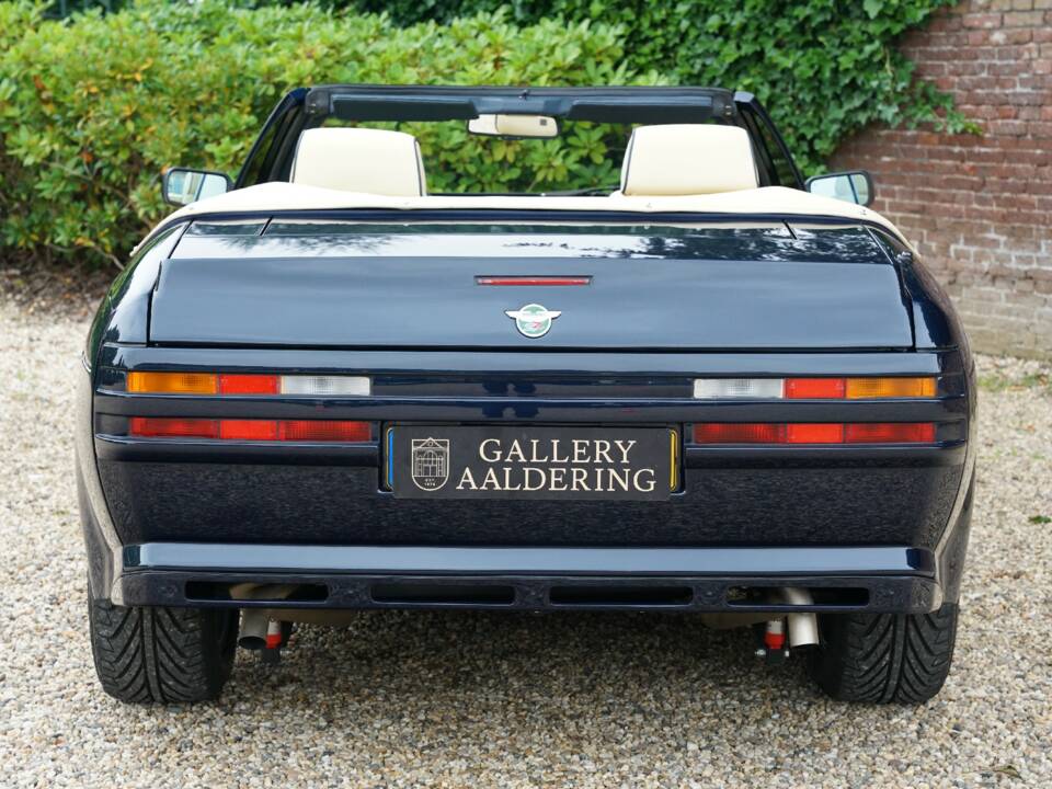 Bild 19/50 von Aston Martin V8 Zagato Vantage Volante (1990)