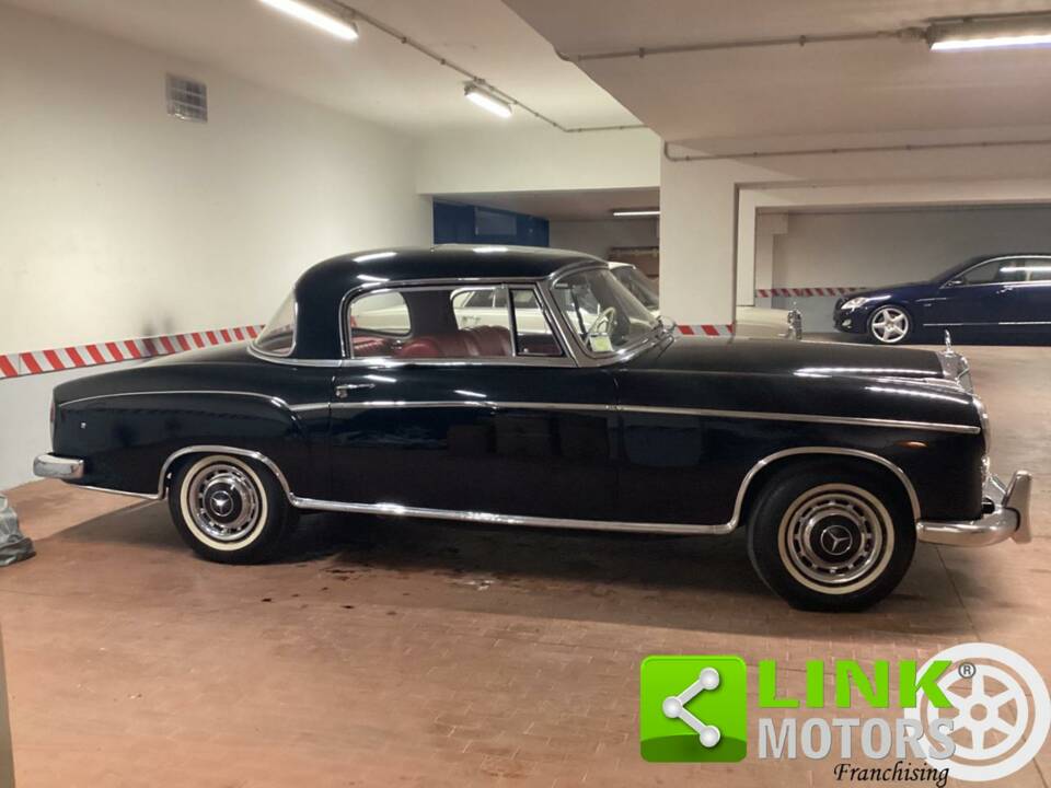 Bild 8/10 von Mercedes-Benz 220 SE (1959)