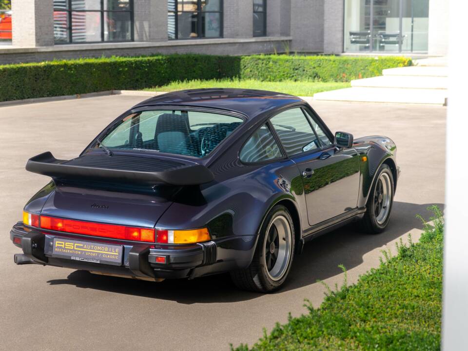 Imagen 13/33 de Porsche 911 Turbo 3.3 (1988)