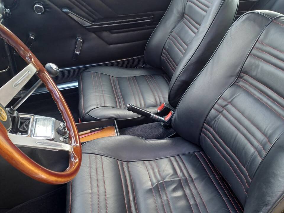 Bild 6/8 von Alfa Romeo Giulia Nuova Super 1600 (1973)