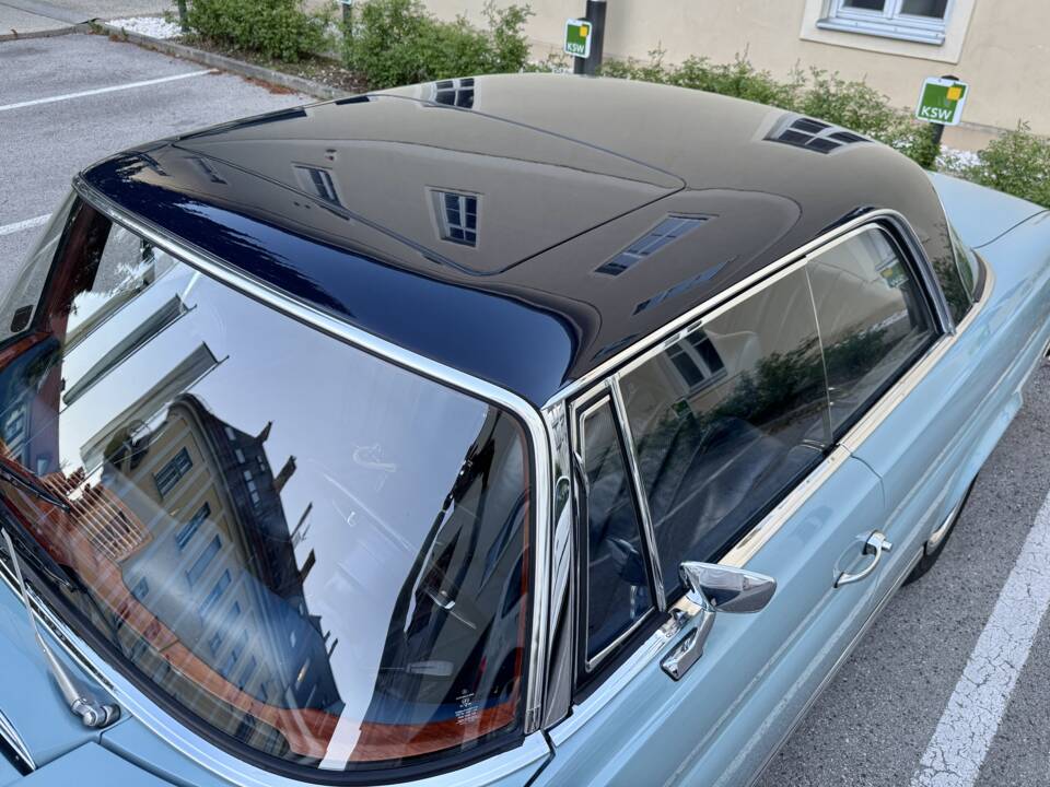Bild 42/54 von Mercedes-Benz 280 SE (1970)