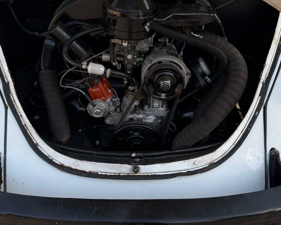 Image 6/10 of Volkswagen Beetle 1302 (1971)