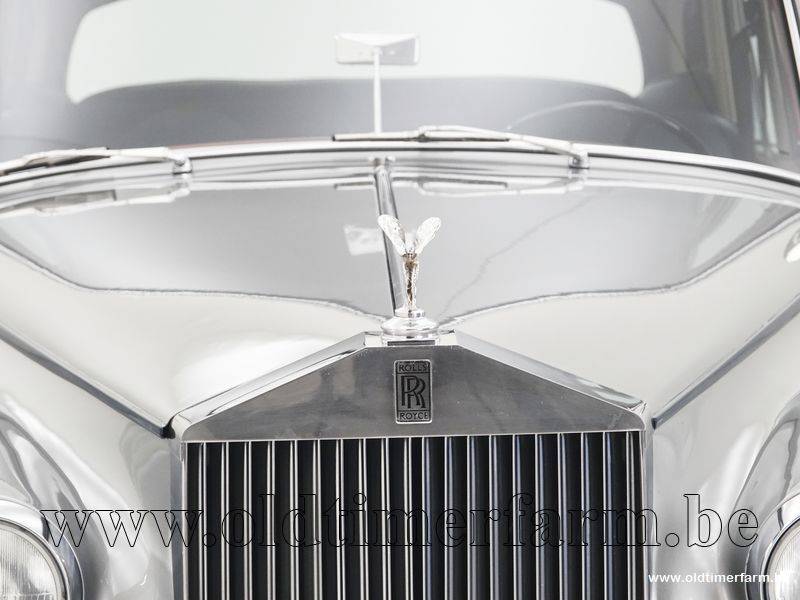 Image 10/15 de Rolls-Royce Silver Cloud II (1962)
