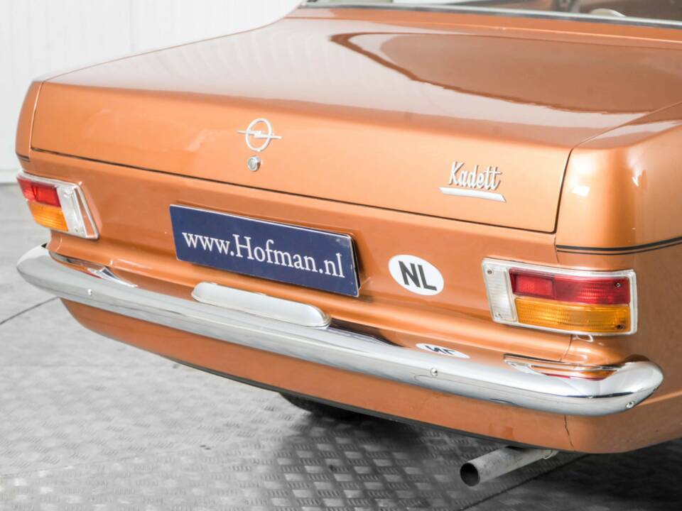 Imagen 30/50 de Opel Kadett 1,2 S (1972)