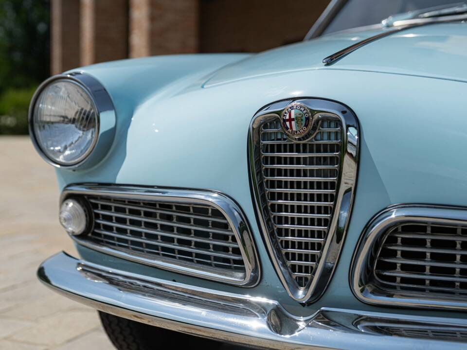 Image 16/50 of Alfa Romeo Giulietta Sprint (1960)