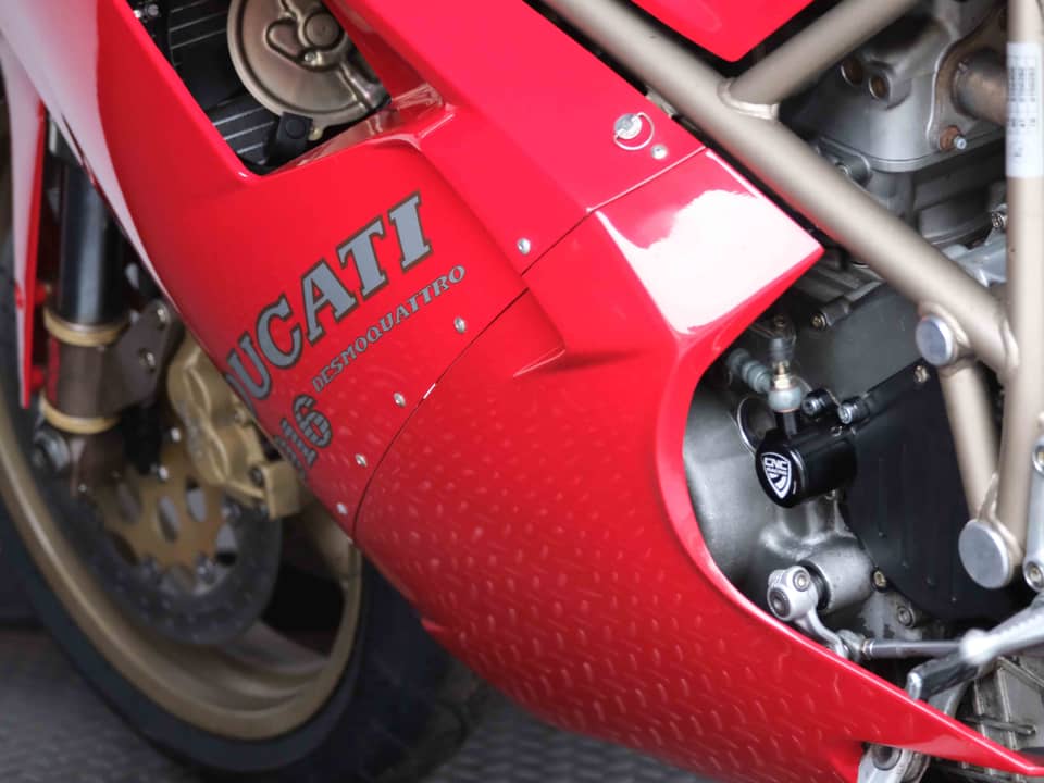 Bild 67/93 von Ducati 916 Strada (1994)