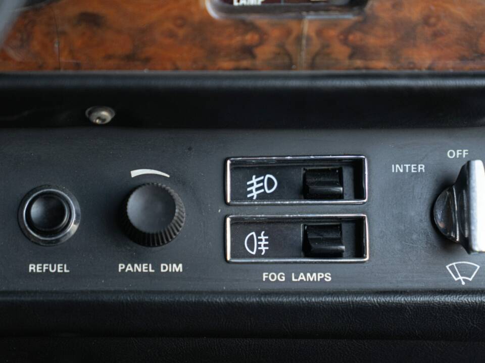 Bild 44/50 von Bentley Eight (1980)