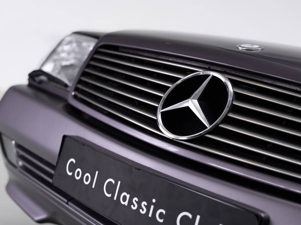 Image 27/37 of Mercedes-Benz SL 320 (1993)