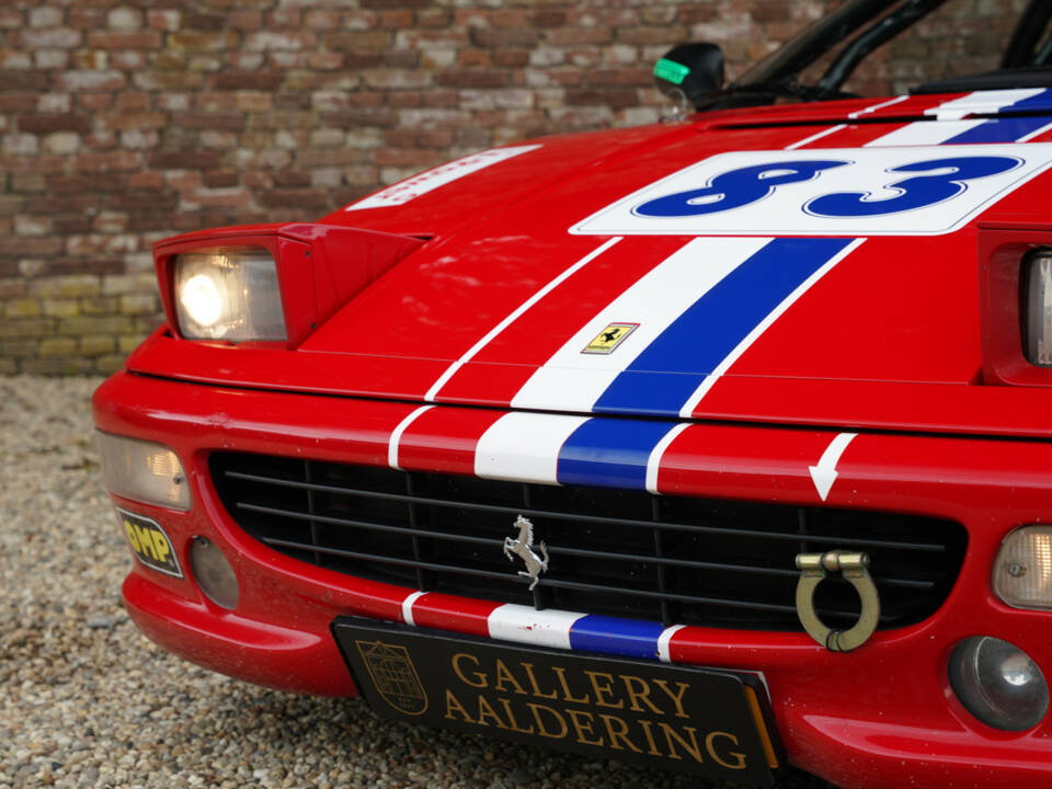 Afbeelding 47/50 van Ferrari F 355 Challenge (1995)