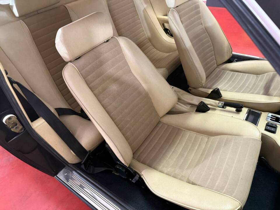 Bild 12/50 von Ferrari Dino 208 GT4 (1980)